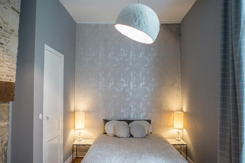 Marnie Et Mister H Bed & Breakfast Rennes